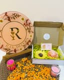 Petals and Light Hamper 1